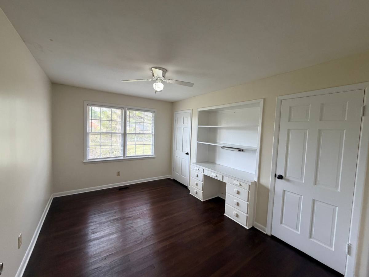 House for rent at 1002 W Alden Ave, Valdosta, GA 31602