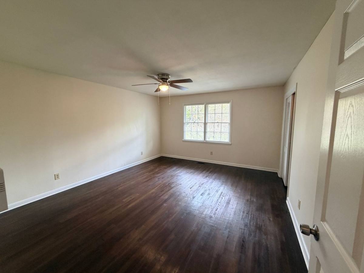 House for rent at 1002 W Alden Ave, Valdosta, GA 31602