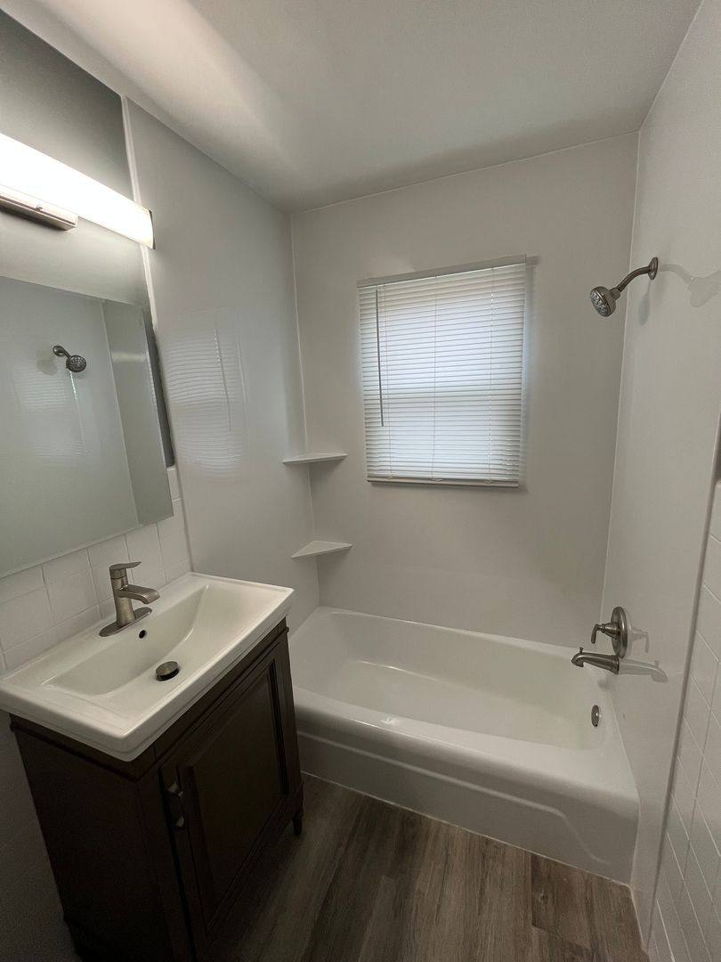 Apartment for rent at 1807 E 3rd St #12, Duluth, MN 55805