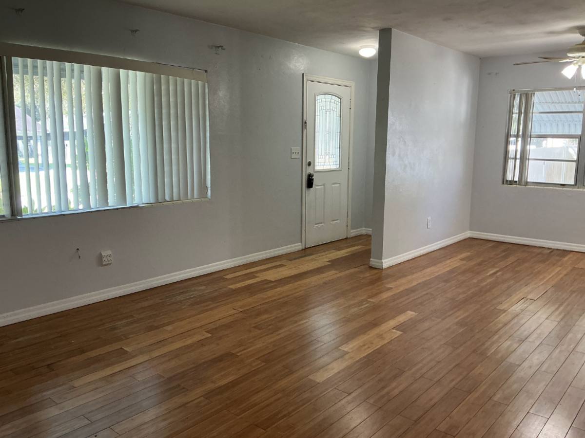 House for rent at 720 Lakehurst St, Lakeland, FL 33805