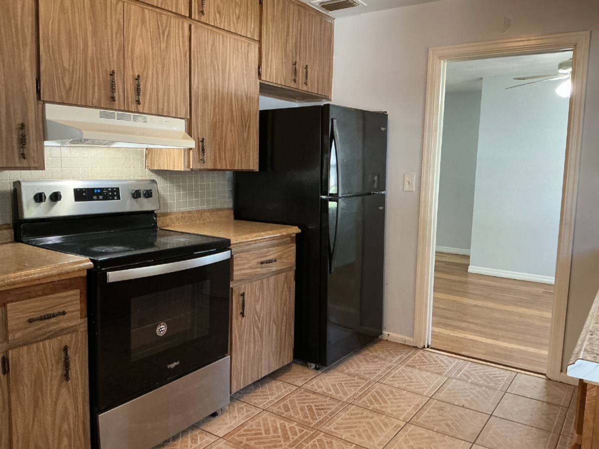 House for rent at 720 Lakehurst St, Lakeland, FL 33805