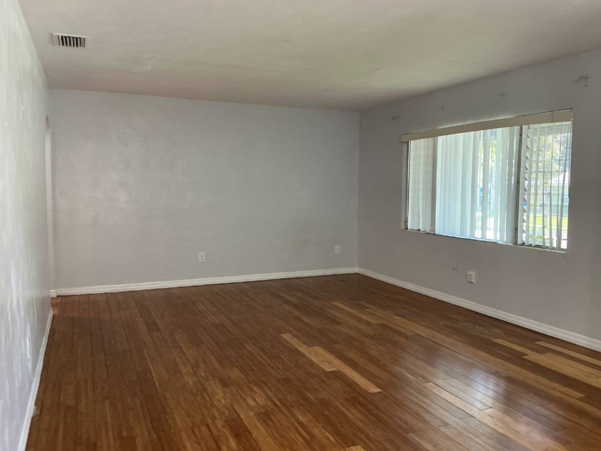 House for rent at 720 Lakehurst St, Lakeland, FL 33805