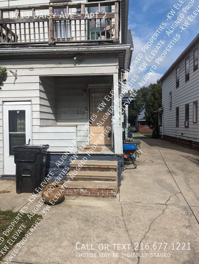 Apartment for rent at 3713 Daisy Ave #2, Cleveland, OH 44109