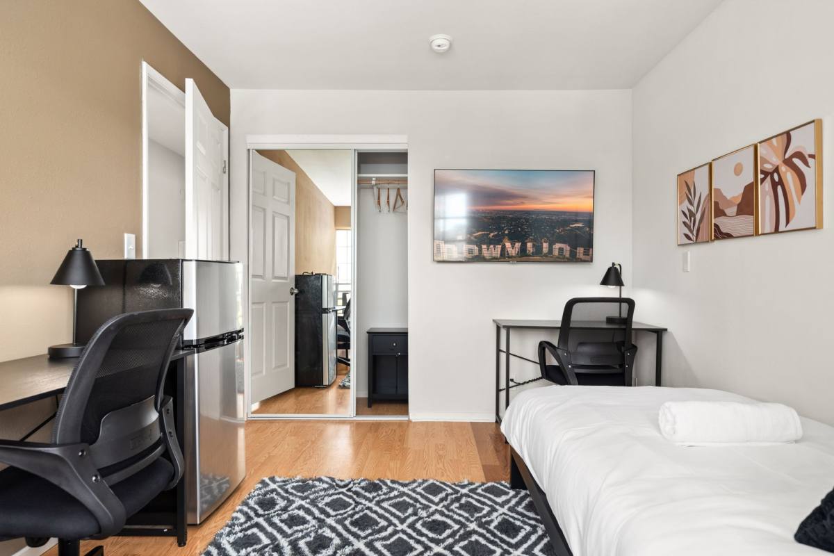 Apartment for rent at 10777 Ashton, Los Angeles, CA 90024