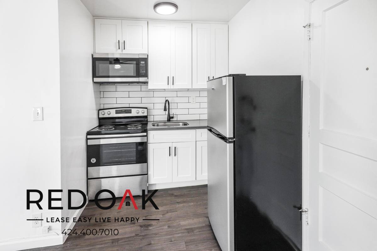 Condo for rent at 851 S Kenmore Ave #14, Los Angeles, CA 90005