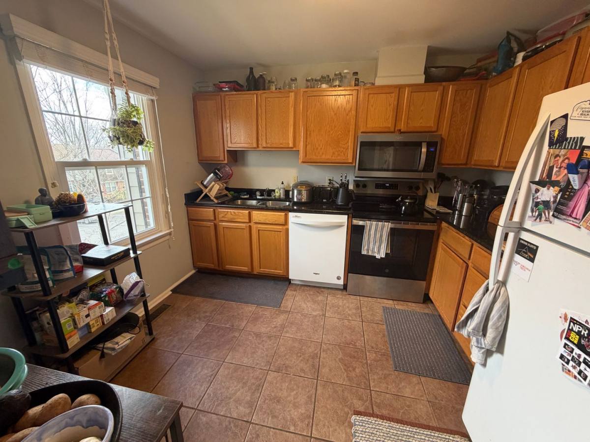 Townhouse for rent at 101 Southampton Court, Blacksburg, VA 24060