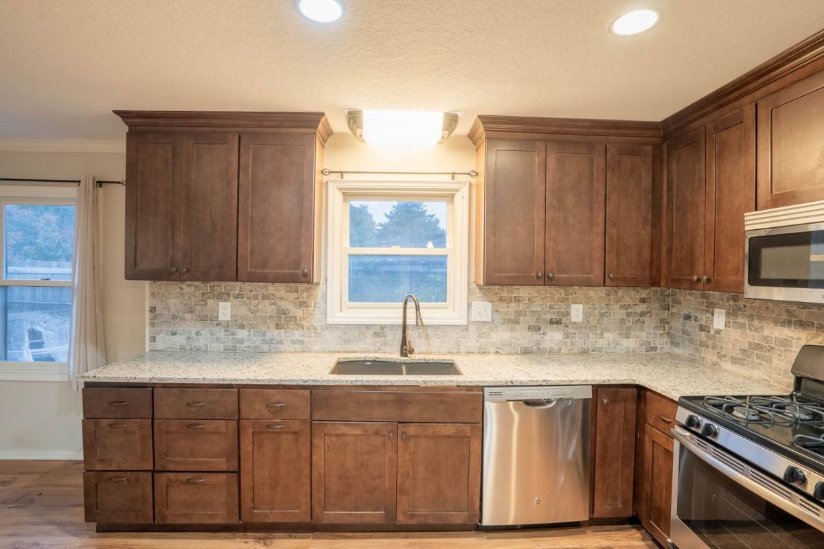 House for rent at 7304 E 61st Place S, Tulsa, OK 74133