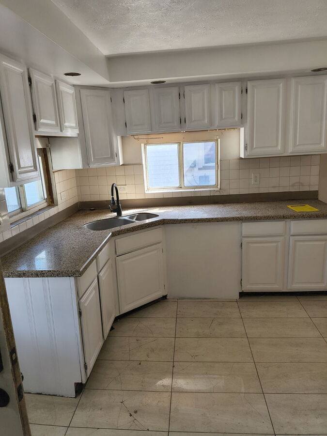House for rent at 7425 Harvard Ave, Cleveland, OH 44105