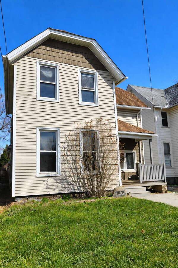 House for rent at 7425 Harvard Ave, Cleveland, OH 44105