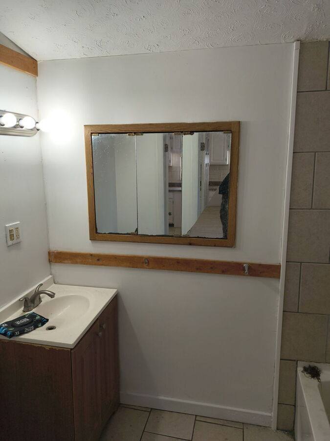 House for rent at 7425 Harvard Ave, Cleveland, OH 44105