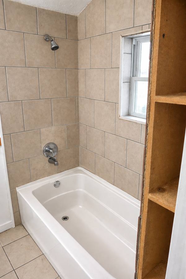 House for rent at 7425 Harvard Ave, Cleveland, OH 44105