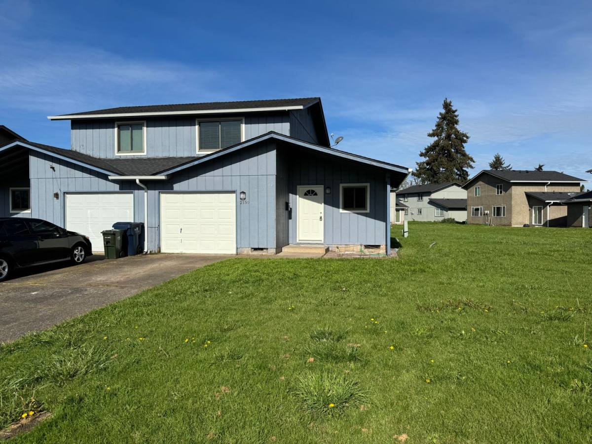 House for rent at 2150 2nd St, Springfield, OR 97477