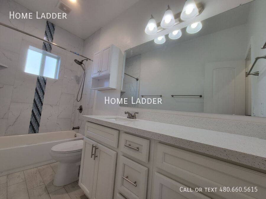 Apartment for rent at 2301 N 27th St #2, Phoenix, AZ 85008
