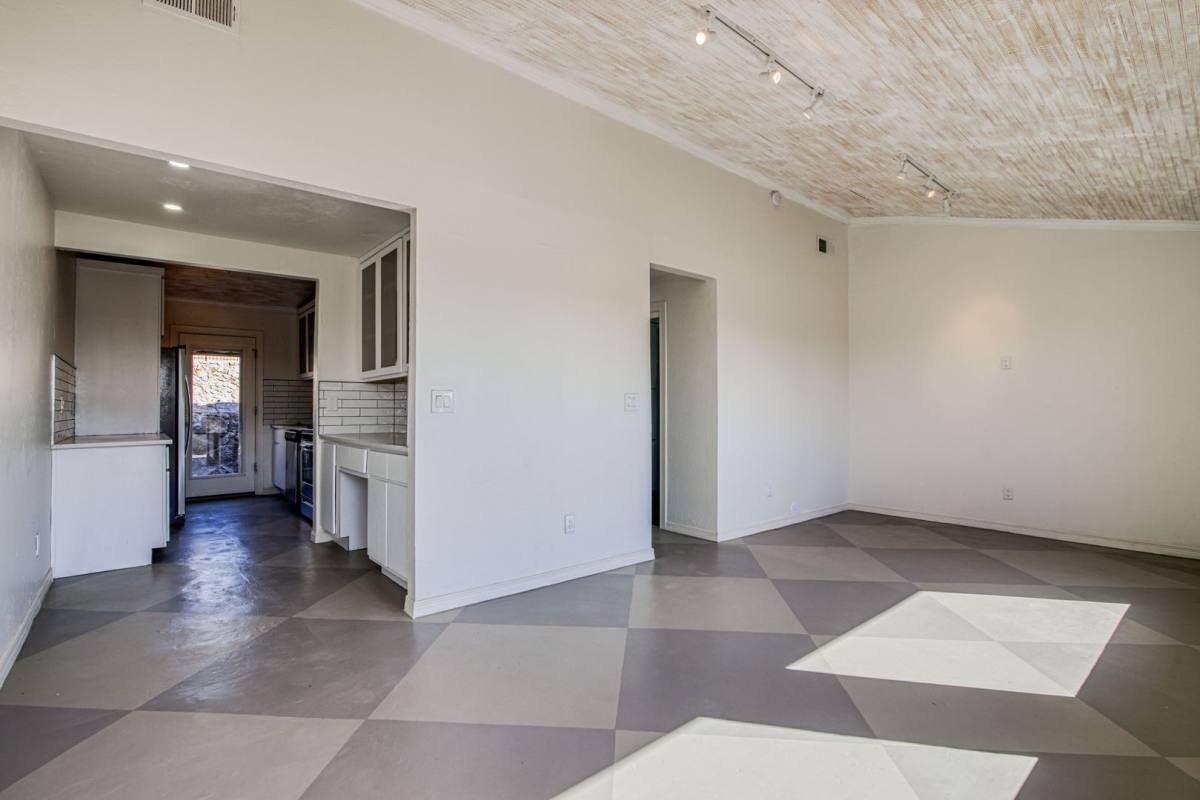 Apartment for rent at 1606 N Stanton, El Paso, TX 79902