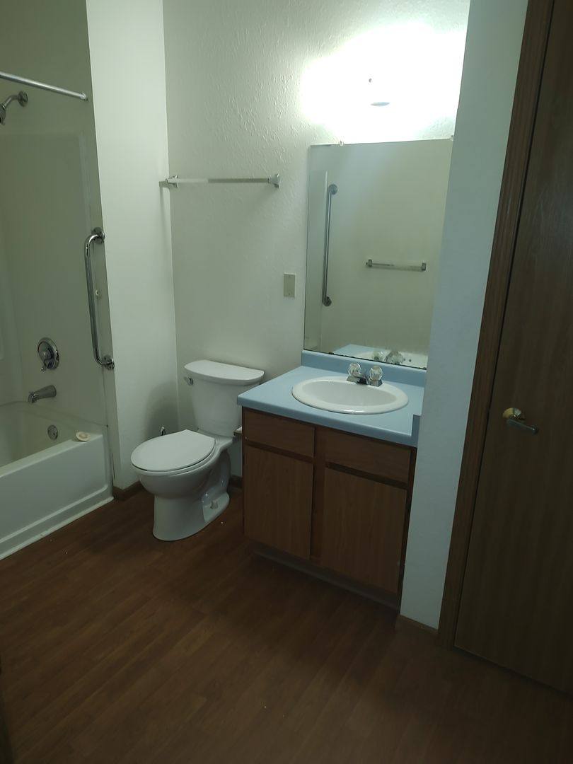 Apartment for rent at 1130 Carlisle Ave, Racine, WI 53404