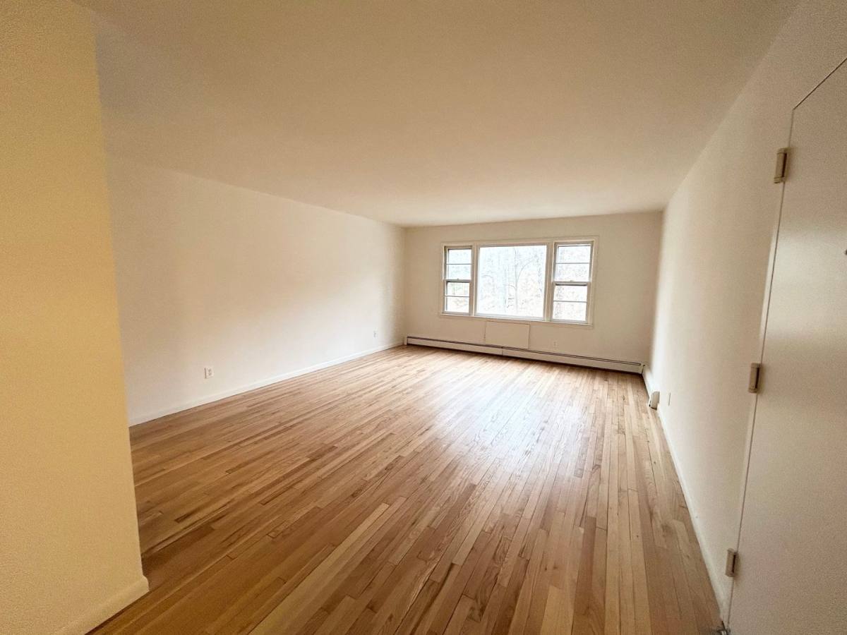 Apartment for rent at 12-14 Arbor Hill Dr, Pleasant Valley, NY 12569
