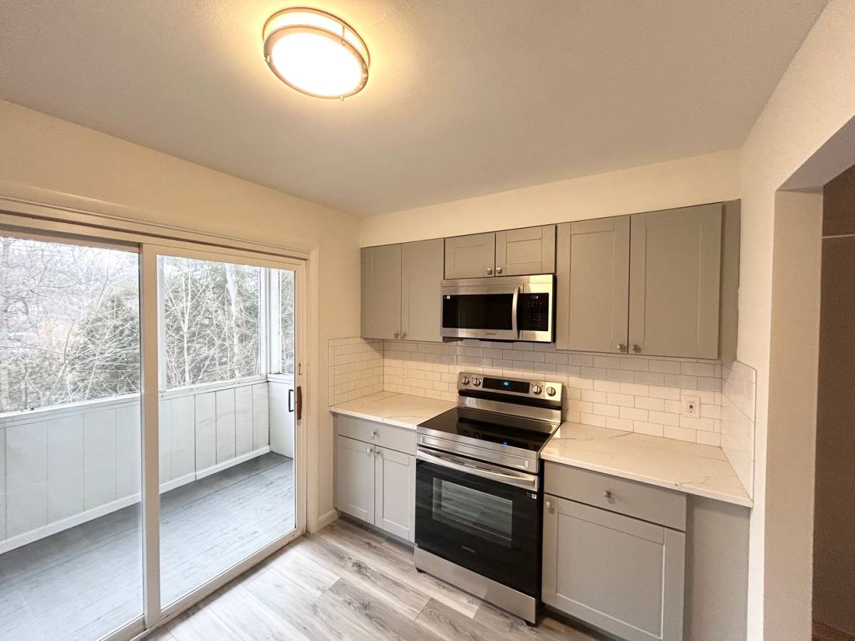 Apartment for rent at 12-14 Arbor Hill Dr, Pleasant Valley, NY 12569