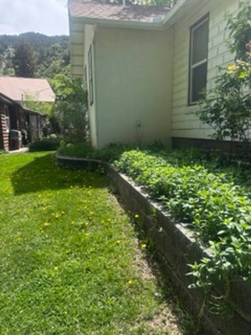 Apartment for rent at 702 Bennett Ave, Glenwood Springs, CO 81601