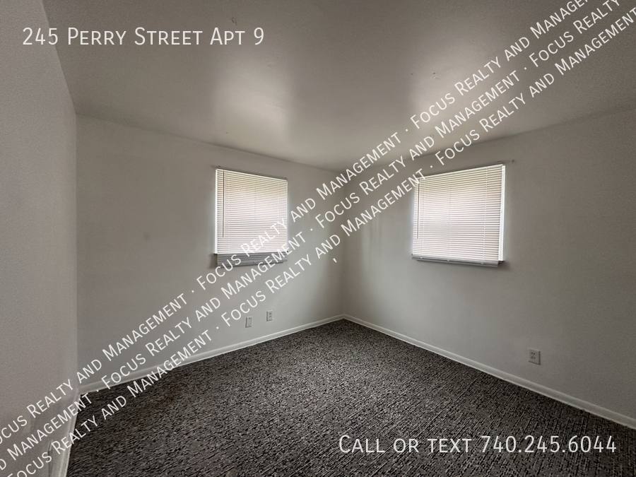 Apartment for rent at 245 Perry St #9, Lancaster, OH 43130