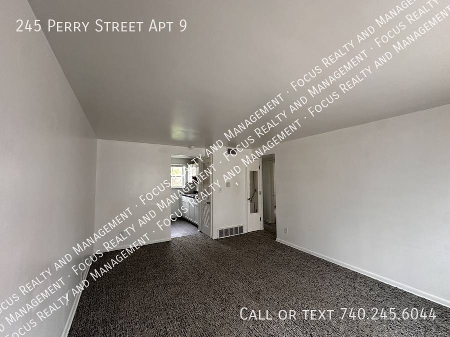 Apartment for rent at 245 Perry St #9, Lancaster, OH 43130