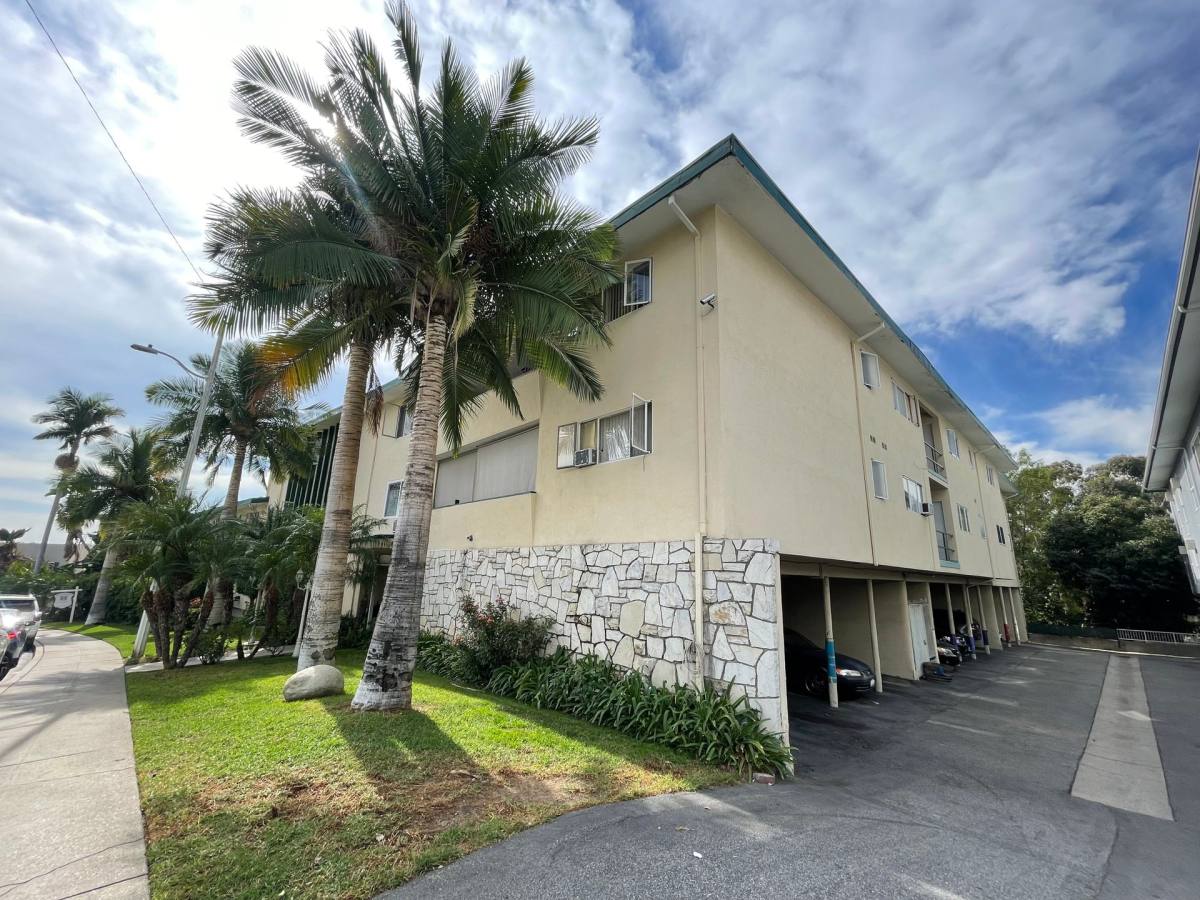 Apartment for rent at 1675 Amberwood Dr, South Pasadena, CA 91030