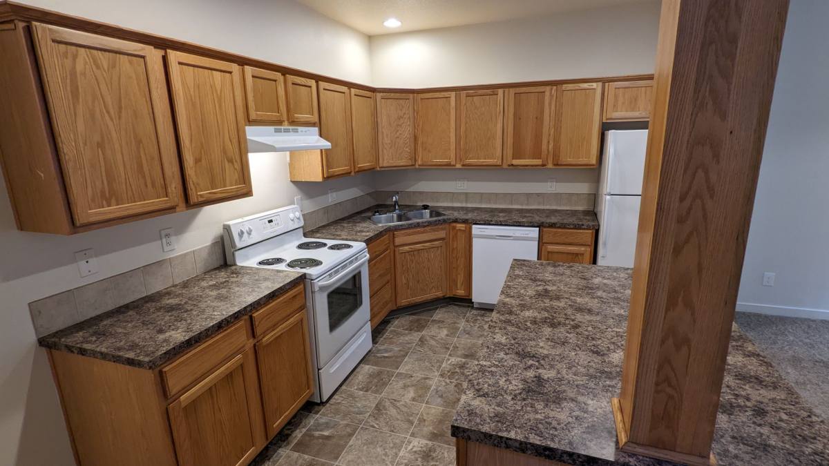 Townhouse for rent at 16906 NE Halsey St, Portland, OR 97230