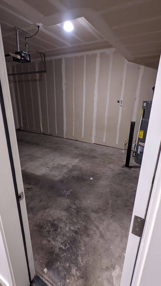 Townhouse for rent at 16906 NE Halsey St, Portland, OR 97230