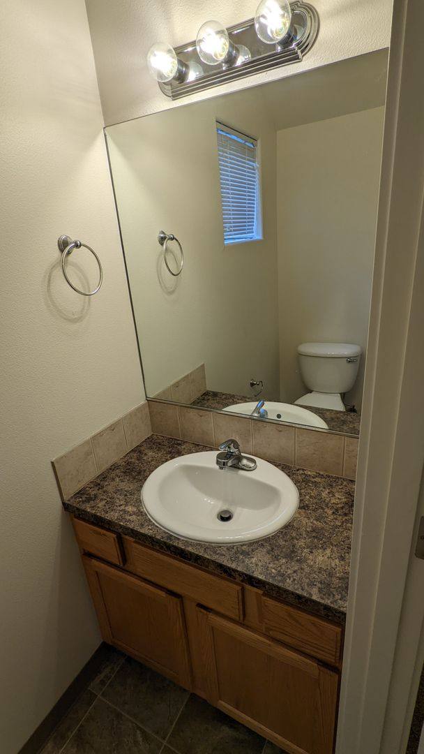 Townhouse for rent at 16906 NE Halsey St, Portland, OR 97230