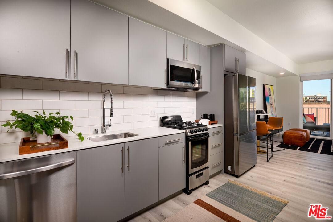 Apartment for rent at 750 S Oxford Ave #440, Los Angeles, CA 90005