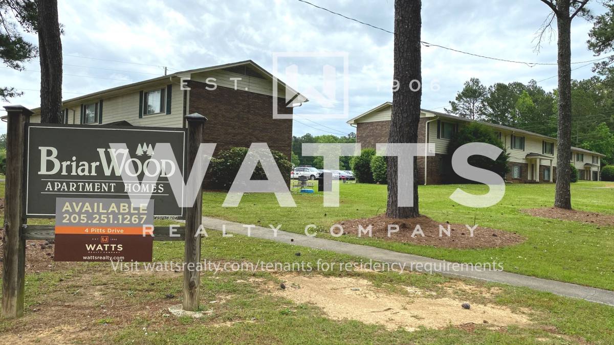 Townhouse for rent at 4 Pitts Dr, Columbiana, AL 35051