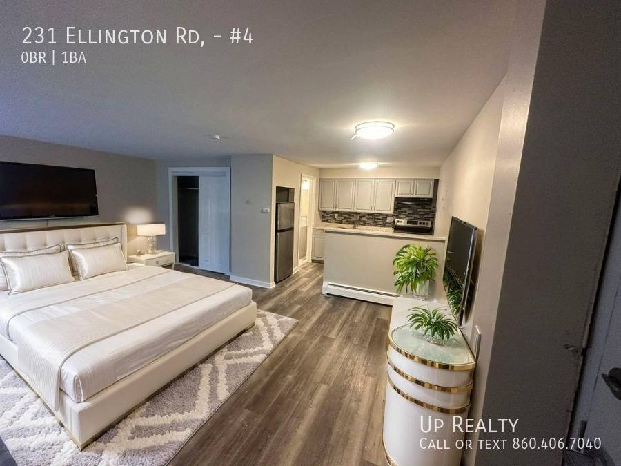 House for rent at 231 Ellington Rd #4, East Hartford, CT 06108