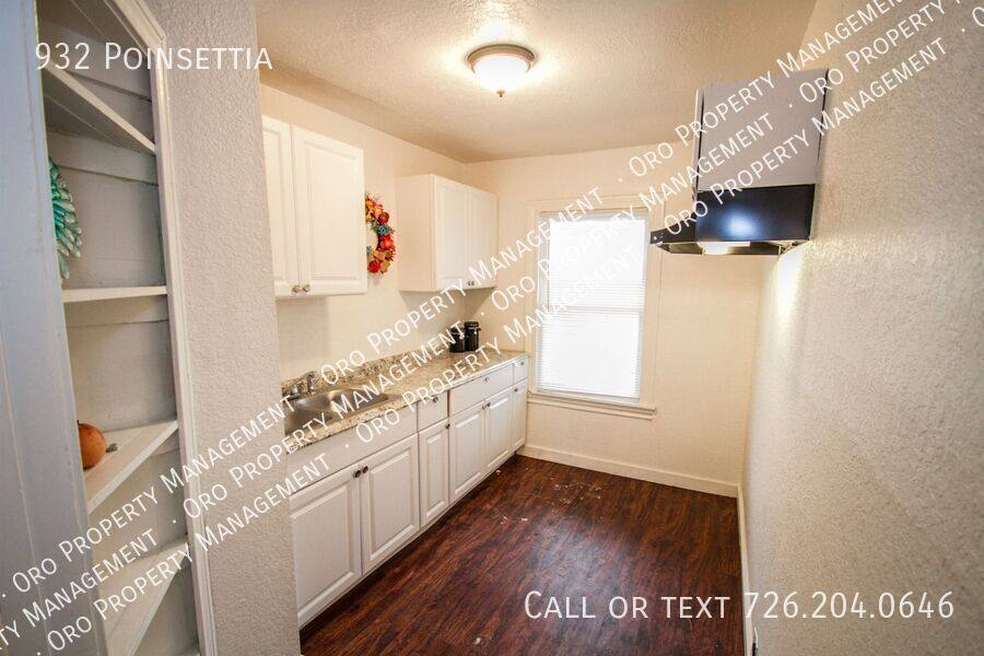 Apartment for rent at 932 Poinsettia, San Antonio, TX 78202