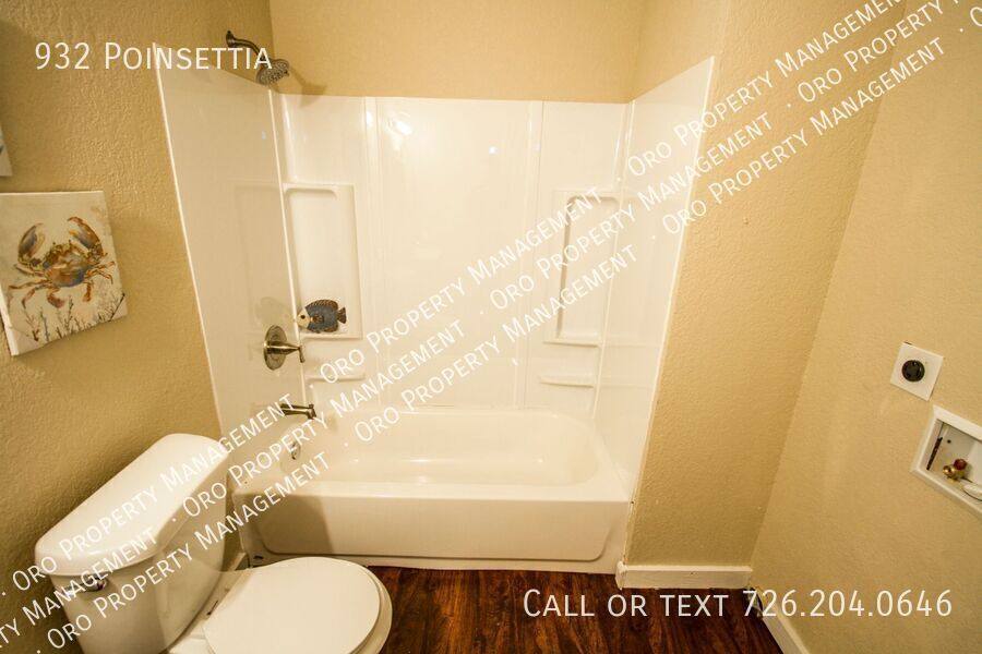 Apartment for rent at 932 Poinsettia, San Antonio, TX 78202