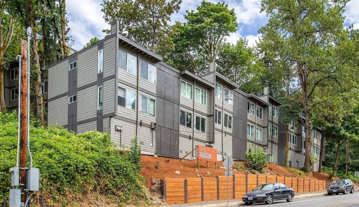 Apartment for rent at 911 15th St, Oregon City, OR 97045