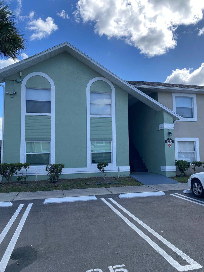 Condo for rent at 4252 Pershing Pointe Place, Orlando, FL 32822
