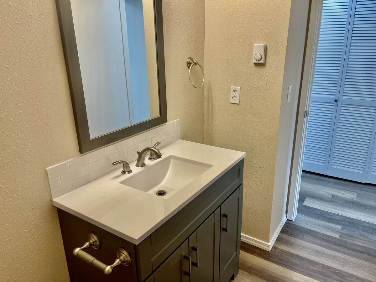 Apartment for rent at 225 E Westview Ave, Spokane, WA 99218