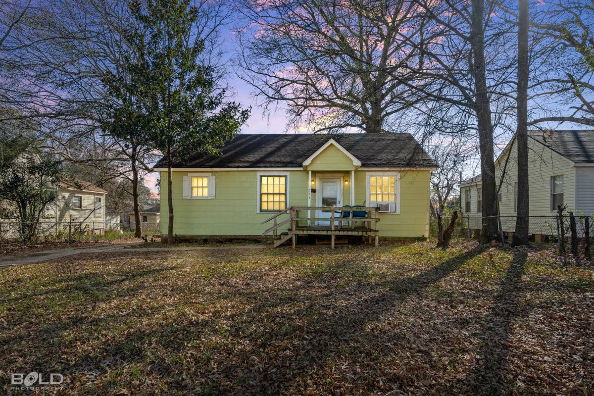 House for rent at 3523 Lillian St, Shreveport, LA 71109