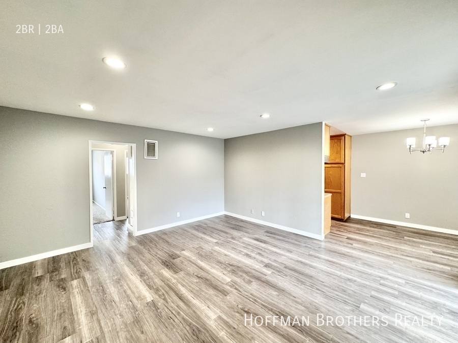Apartment for rent at 5415 Newcastle Ave #28, Encino, CA 91316