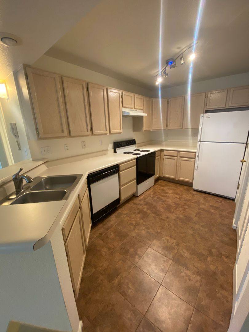 Apartment for rent at 1830 W Centennial Dr, Louisville, CO 80027