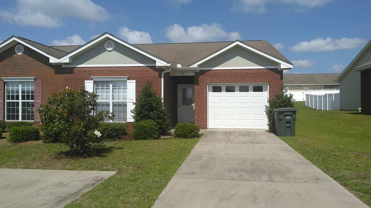 Townhouse for rent at 155 Wingate Ave, Enterprise, AL 36330