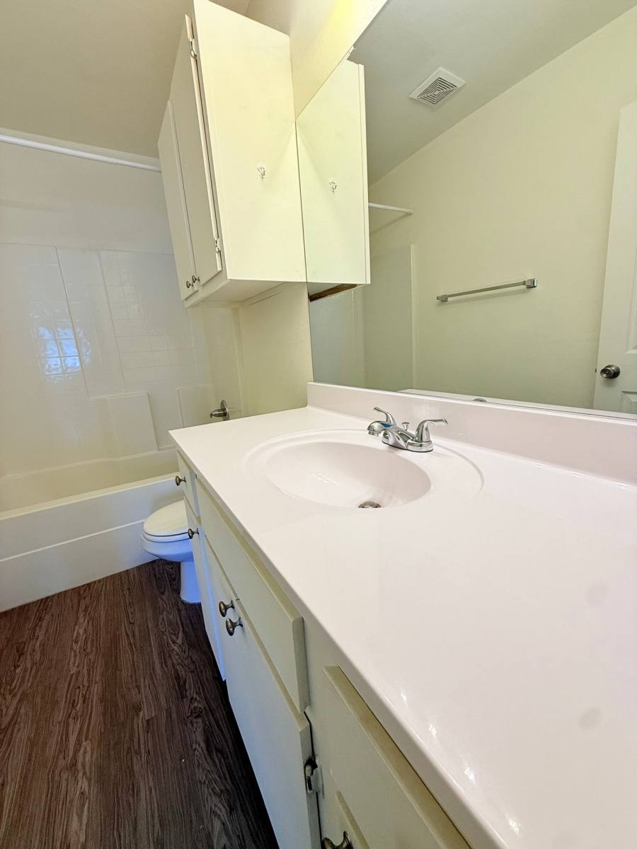 Apartment for rent at 501 W Country Club Rd, Chickasha, OK 73018