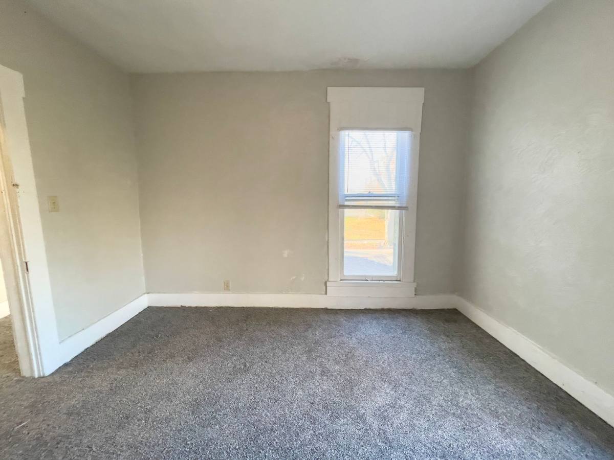 House for rent at 1014 E Adams St, Muncie, IN 47305