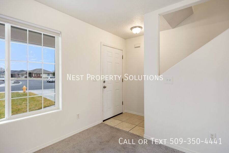 Apartment for rent at 440 S Laguna Dr #A, Moses Lake, WA 98837