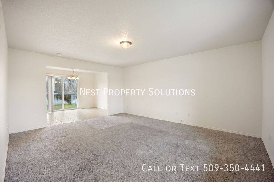 Apartment for rent at 440 S Laguna Dr #A, Moses Lake, WA 98837