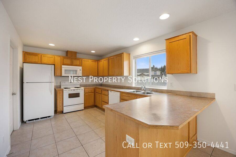 Apartment for rent at 440 S Laguna Dr #A, Moses Lake, WA 98837