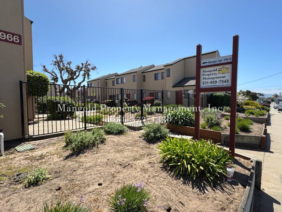 Townhouse for rent at 956 Trinity Ave, Seaside, CA 93955