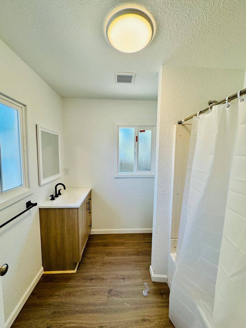 House for rent at 2418 Blossom St, Dos Palos, CA 93620