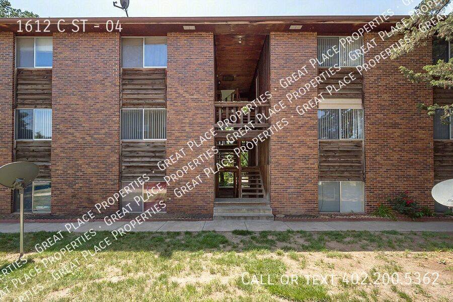 Apartment for rent at 1612 C St #4, Lincoln, NE 68502