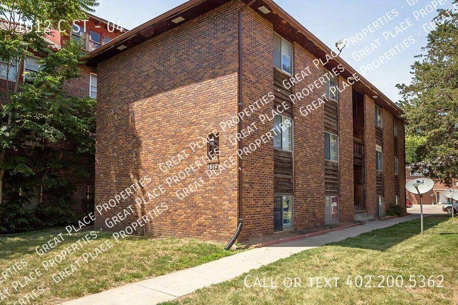 Apartment for rent at 1612 C St #4, Lincoln, NE 68502