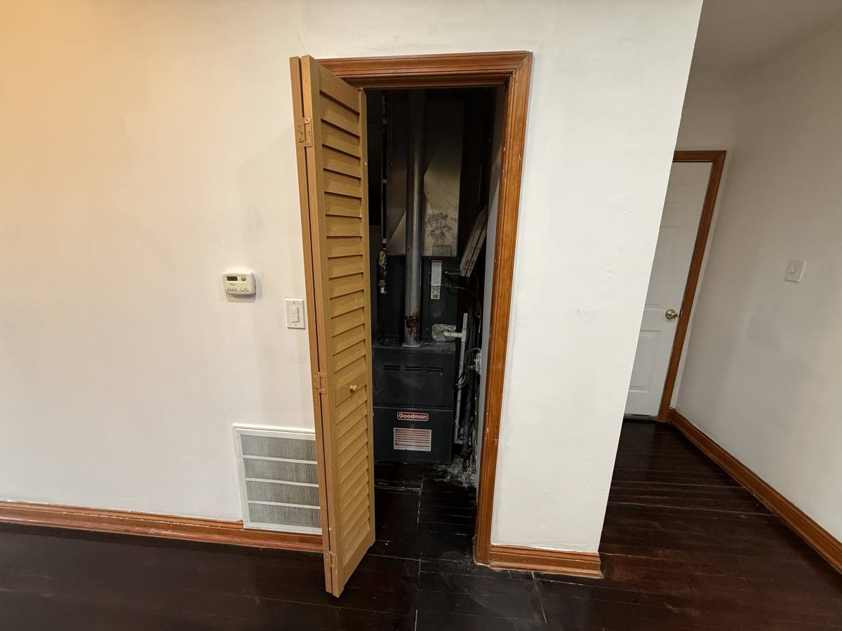 Apartment for rent at 1224 N Cleaver St #1F, Chicago, IL 60642